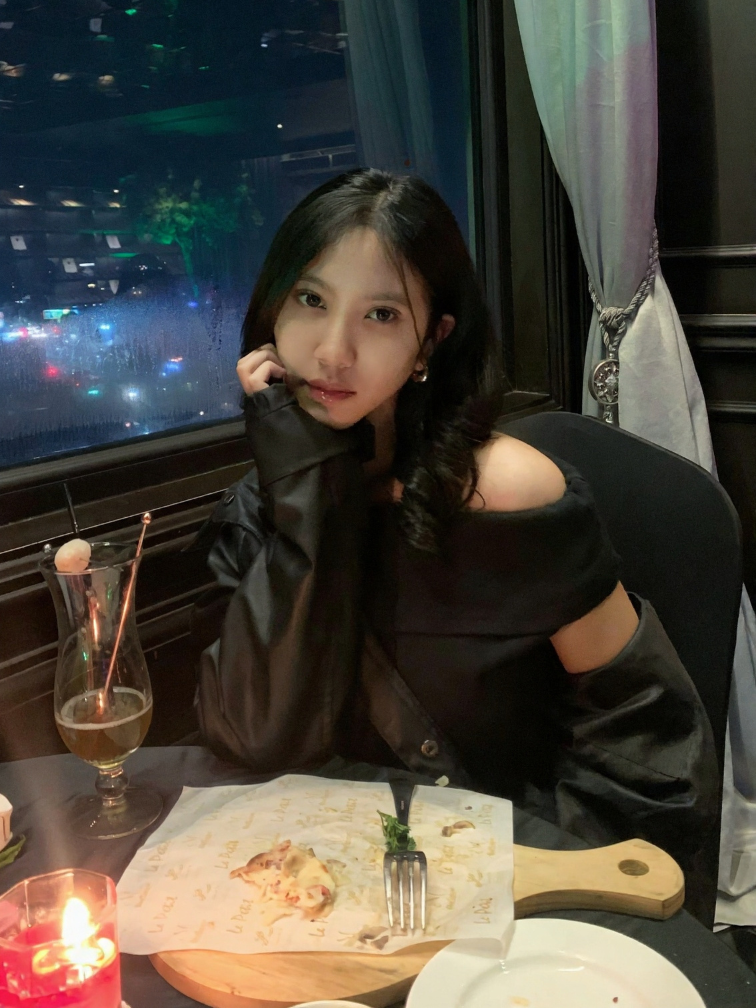 Vyona Reshy Maharani Tampenawas